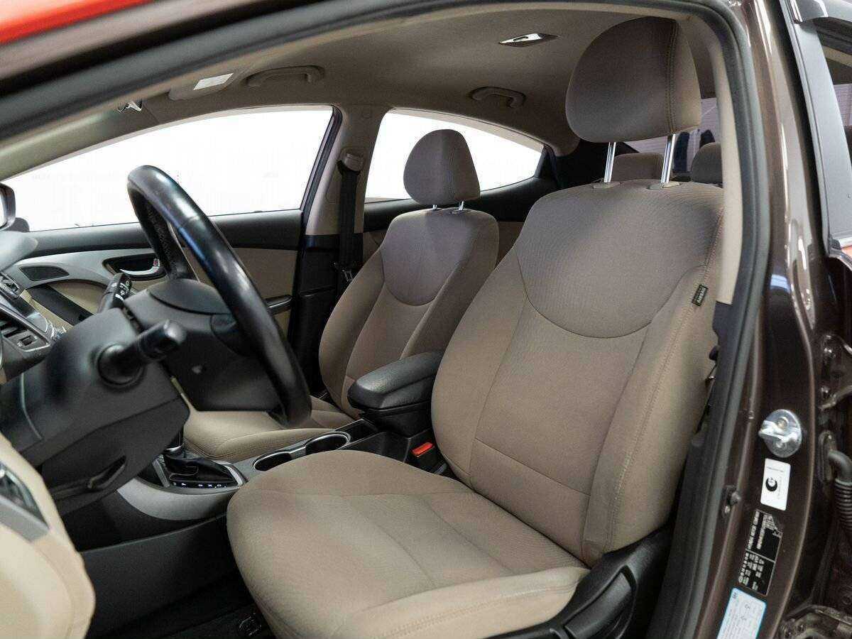 Hyundai Elantra, 2014 Фото №6