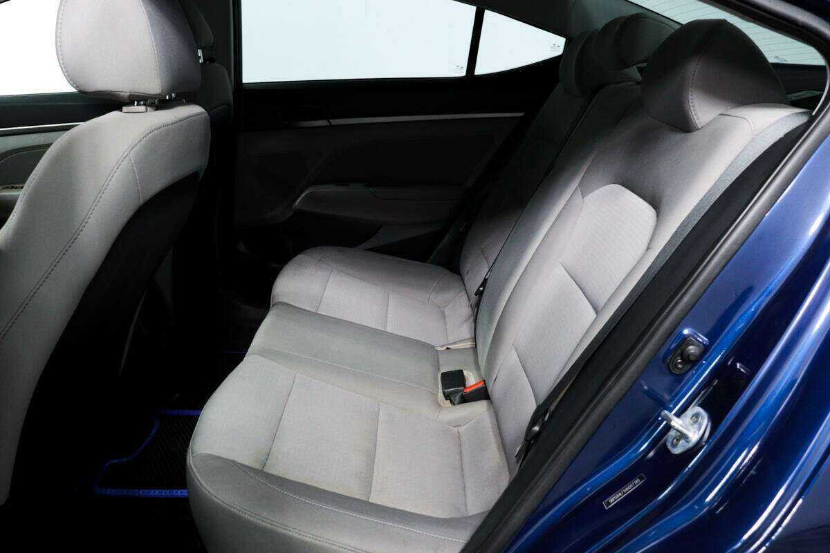 Hyundai Elantra, 2016 Фото №12