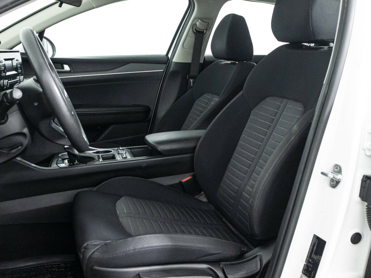 Kia K5 III, 2020 Фото №15