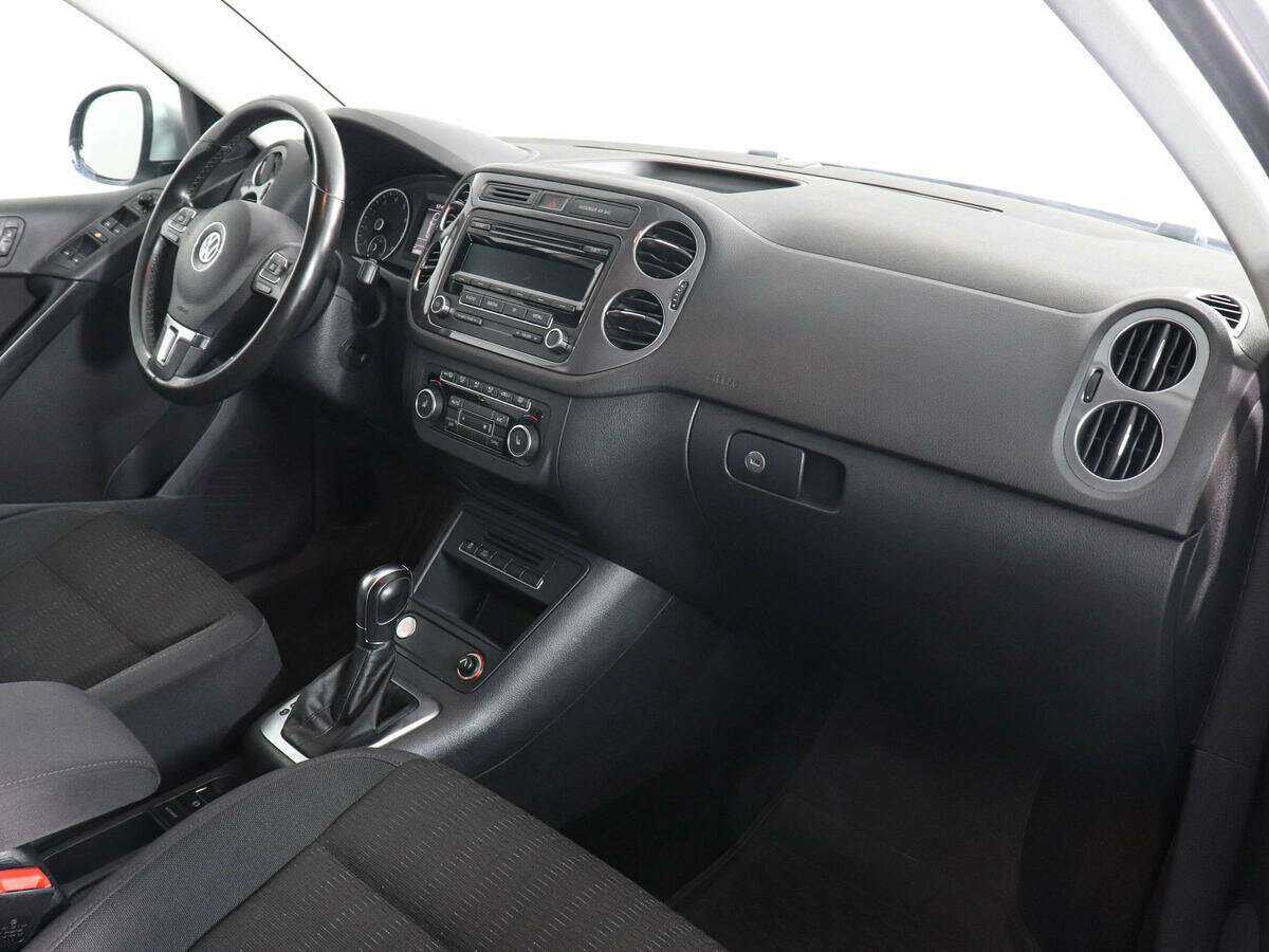 Volkswagen Tiguan, 2012 Фото №10