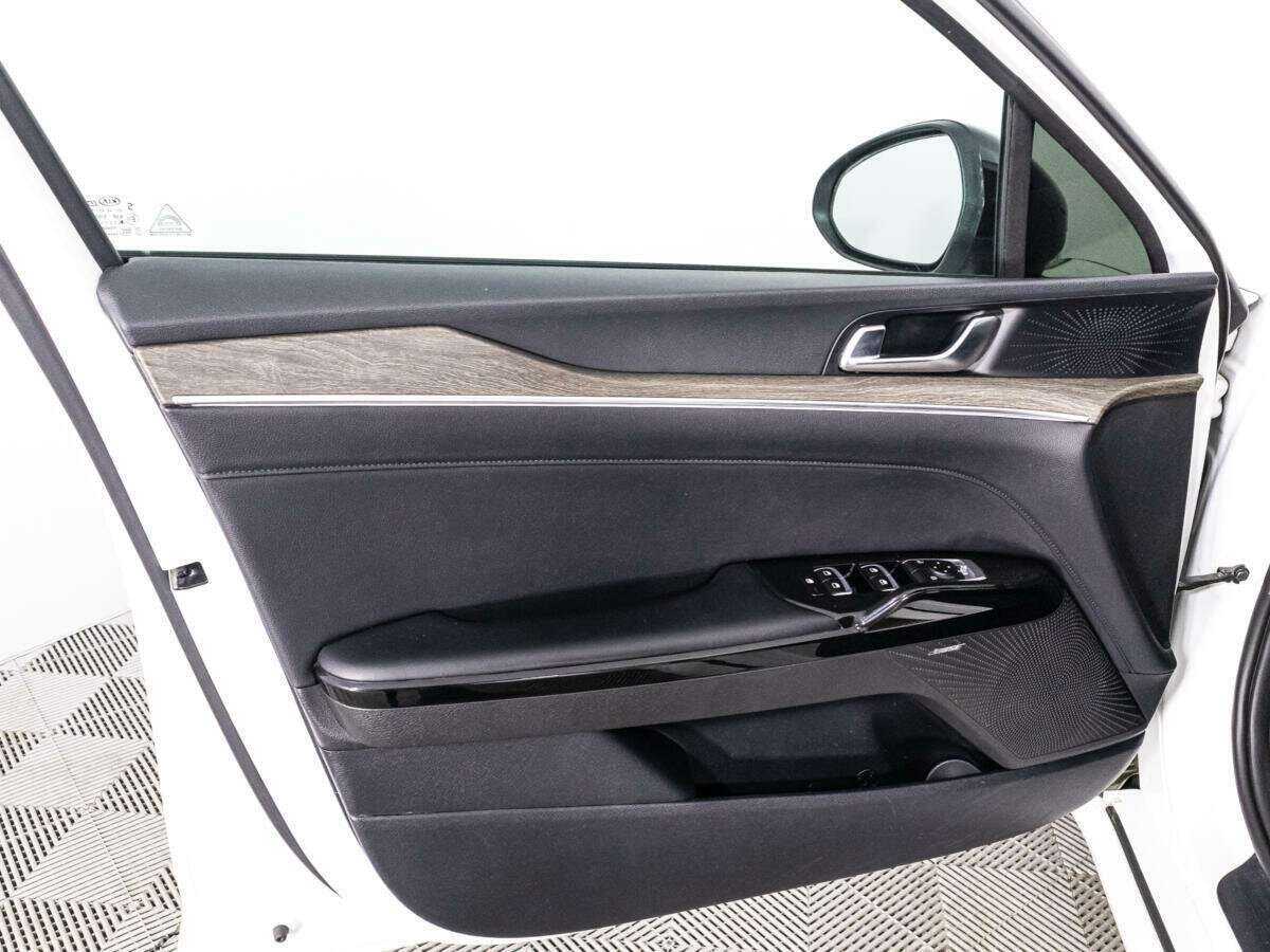 Kia K5, 2021 Фото №23