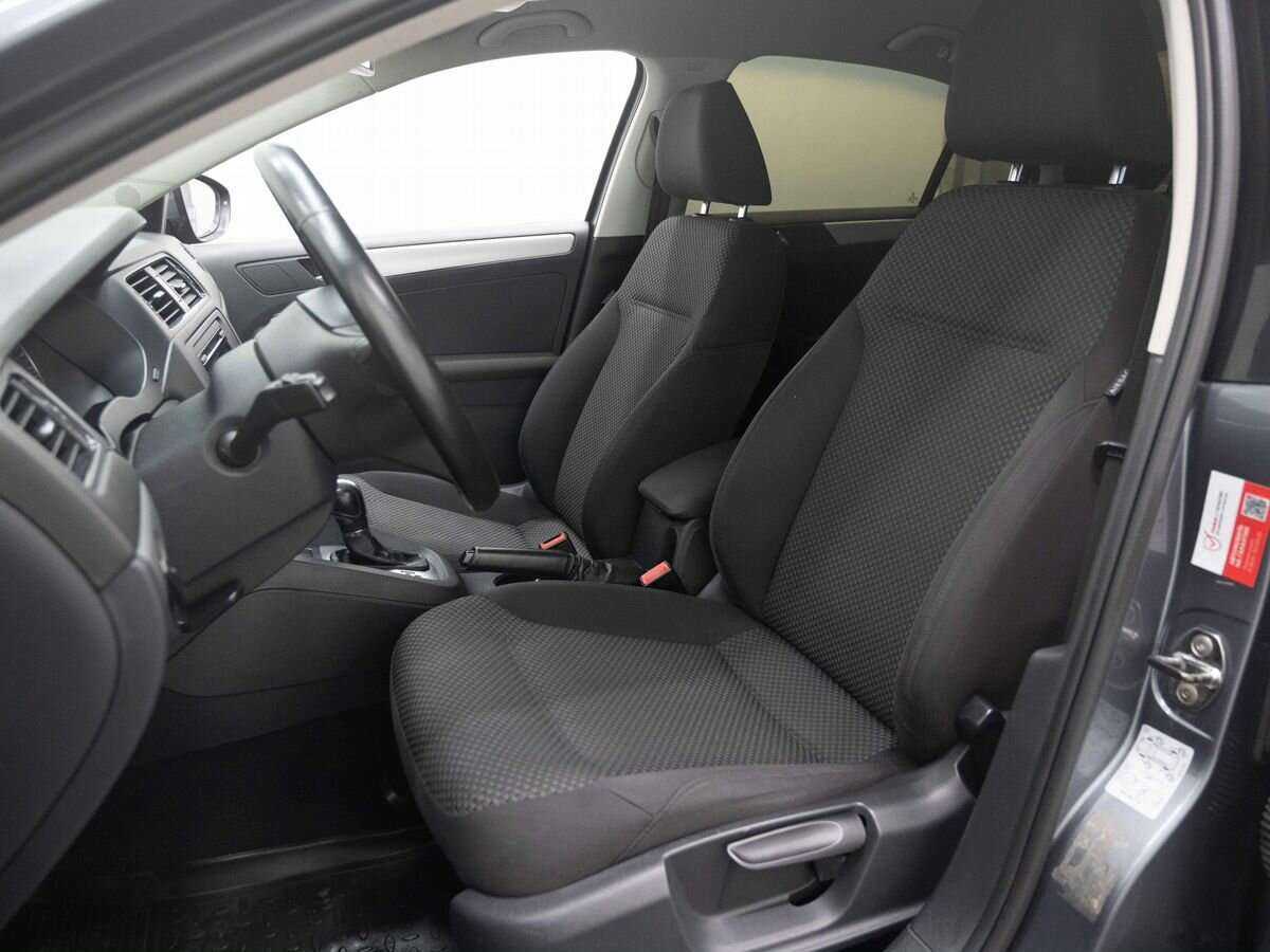 Volkswagen Jetta, 2012 Фото №7