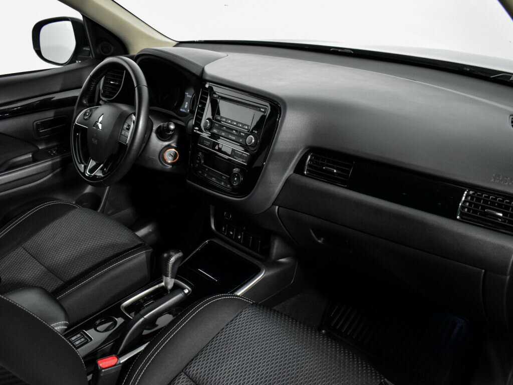 Mitsubishi Outlander, 2019 Фото №13