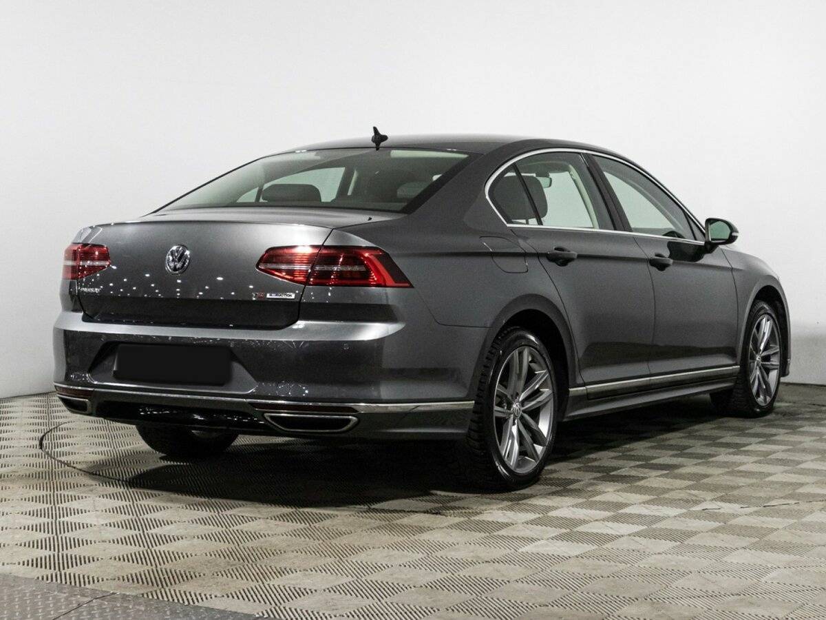 Volkswagen Passat, 2017 Фото №5