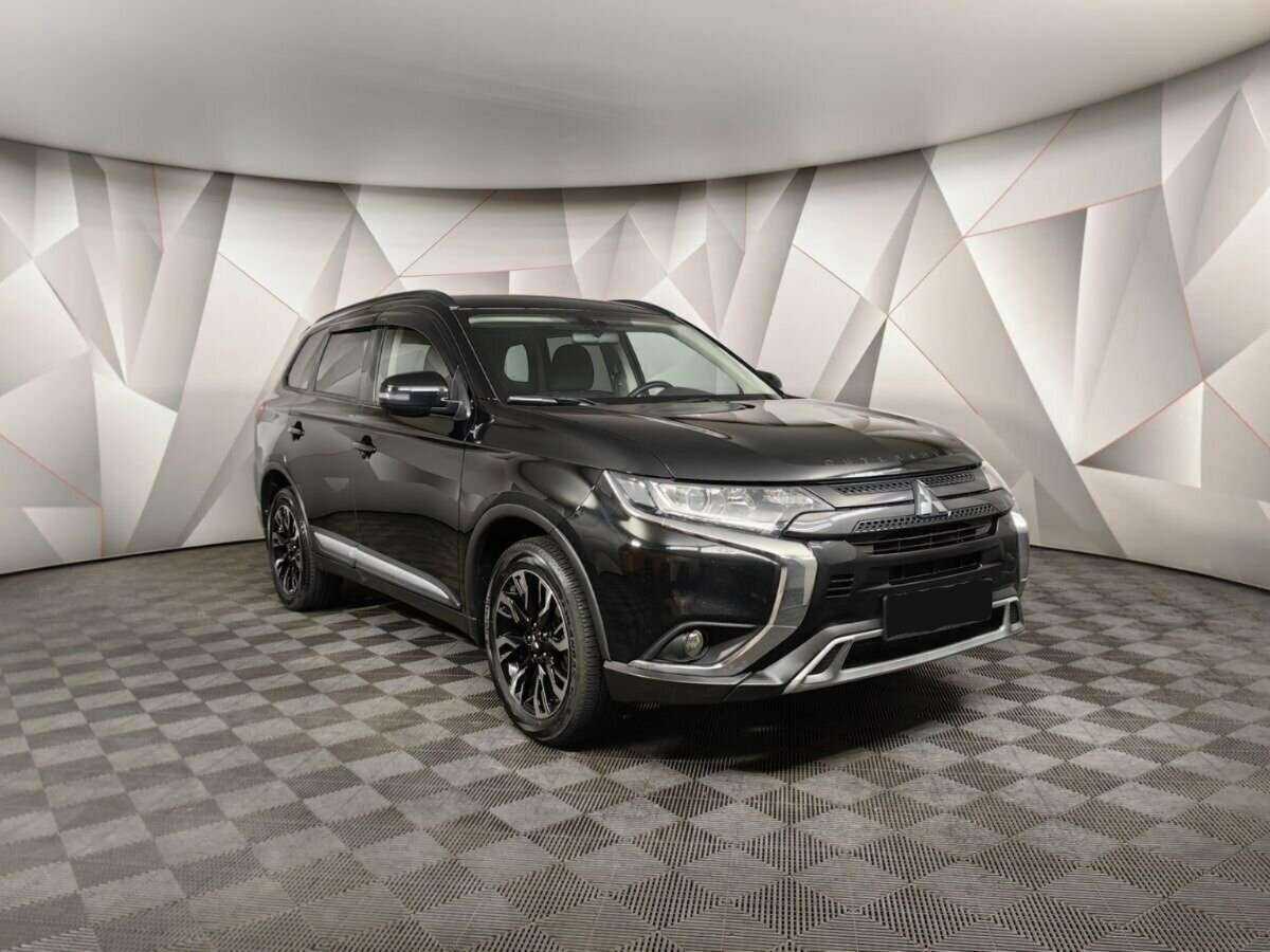 Mitsubishi Outlander, 2022 Фото №3
