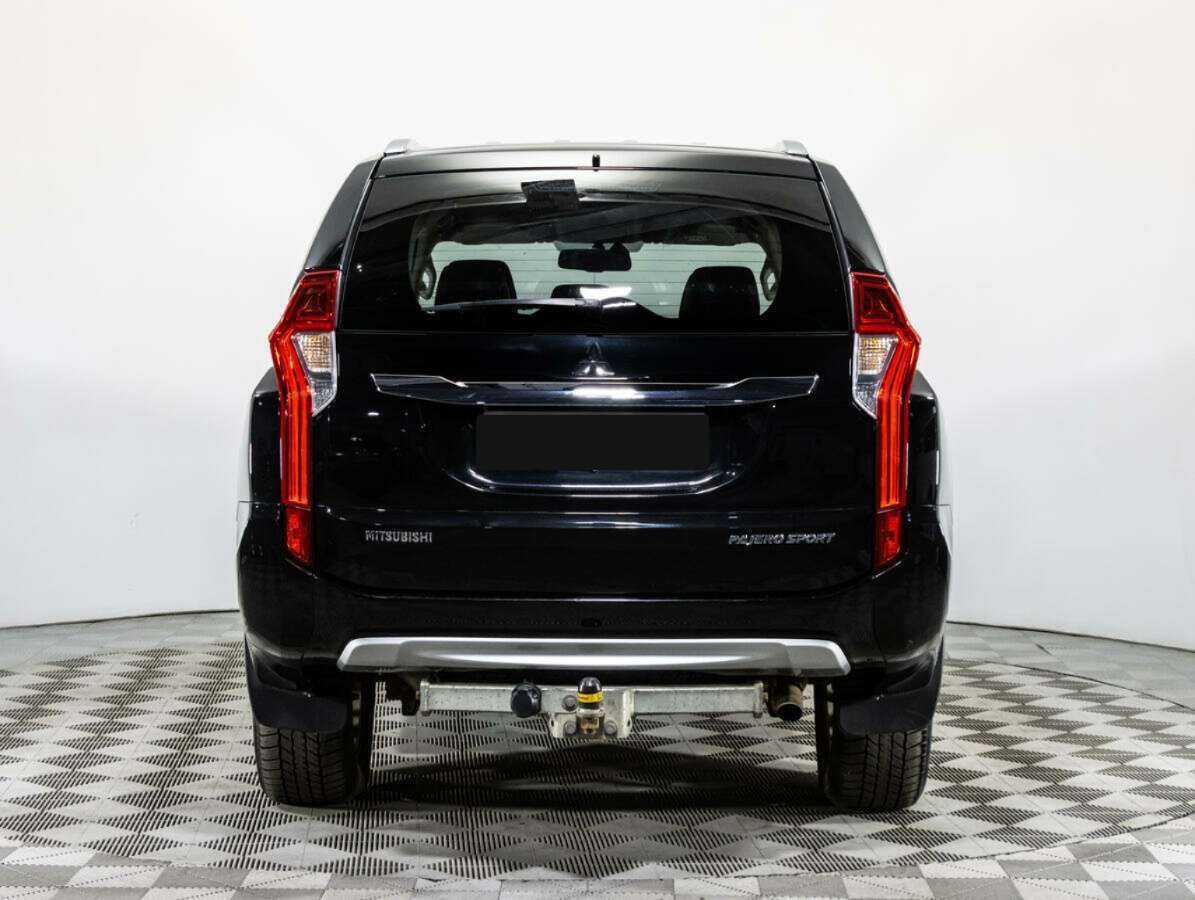 Mitsubishi Pajero Sport, 2017 Фото №5