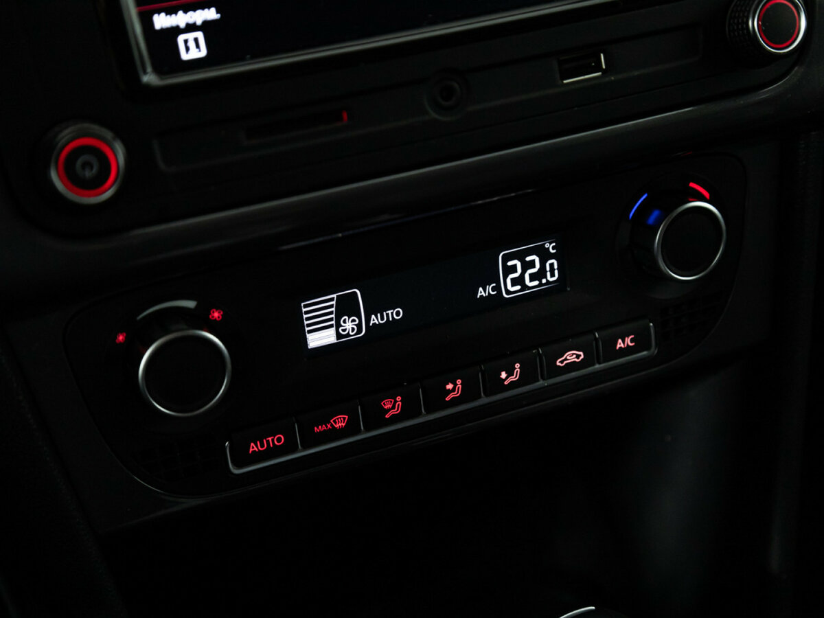 Volkswagen Polo V Рестайлинг, 2018 Фото №16