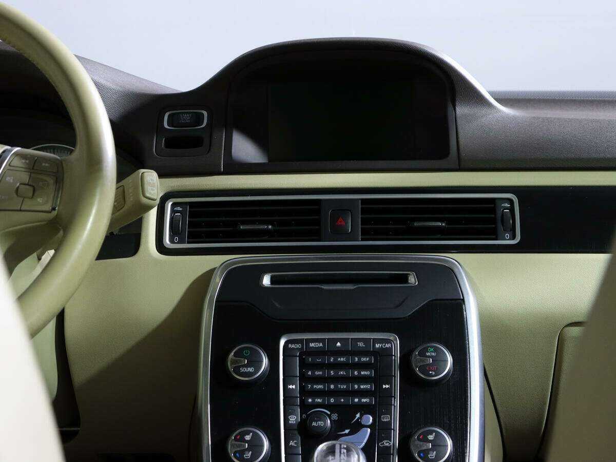 Volvo XC70, 2012 Фото №10