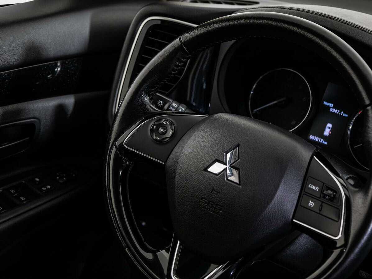 Mitsubishi Outlander, 2020 Фото №12