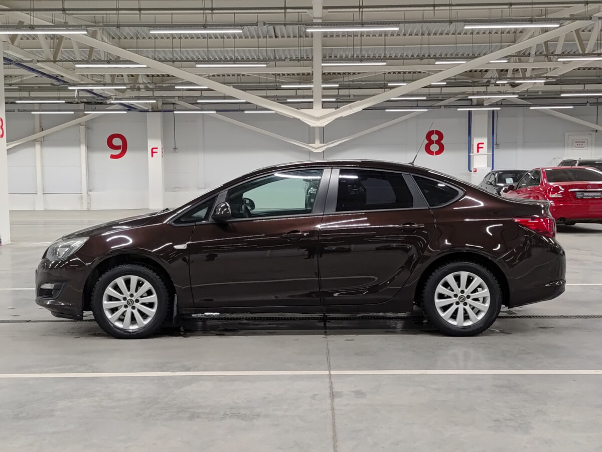 Opel Astra J Рестайлинг, 2014 Фото №8