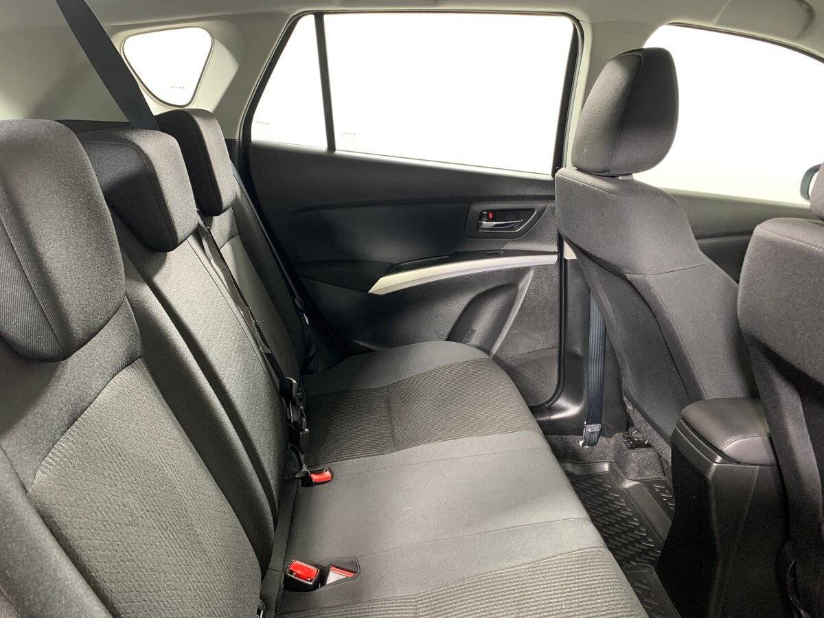 Suzuki SX4, 2018 Фото №17