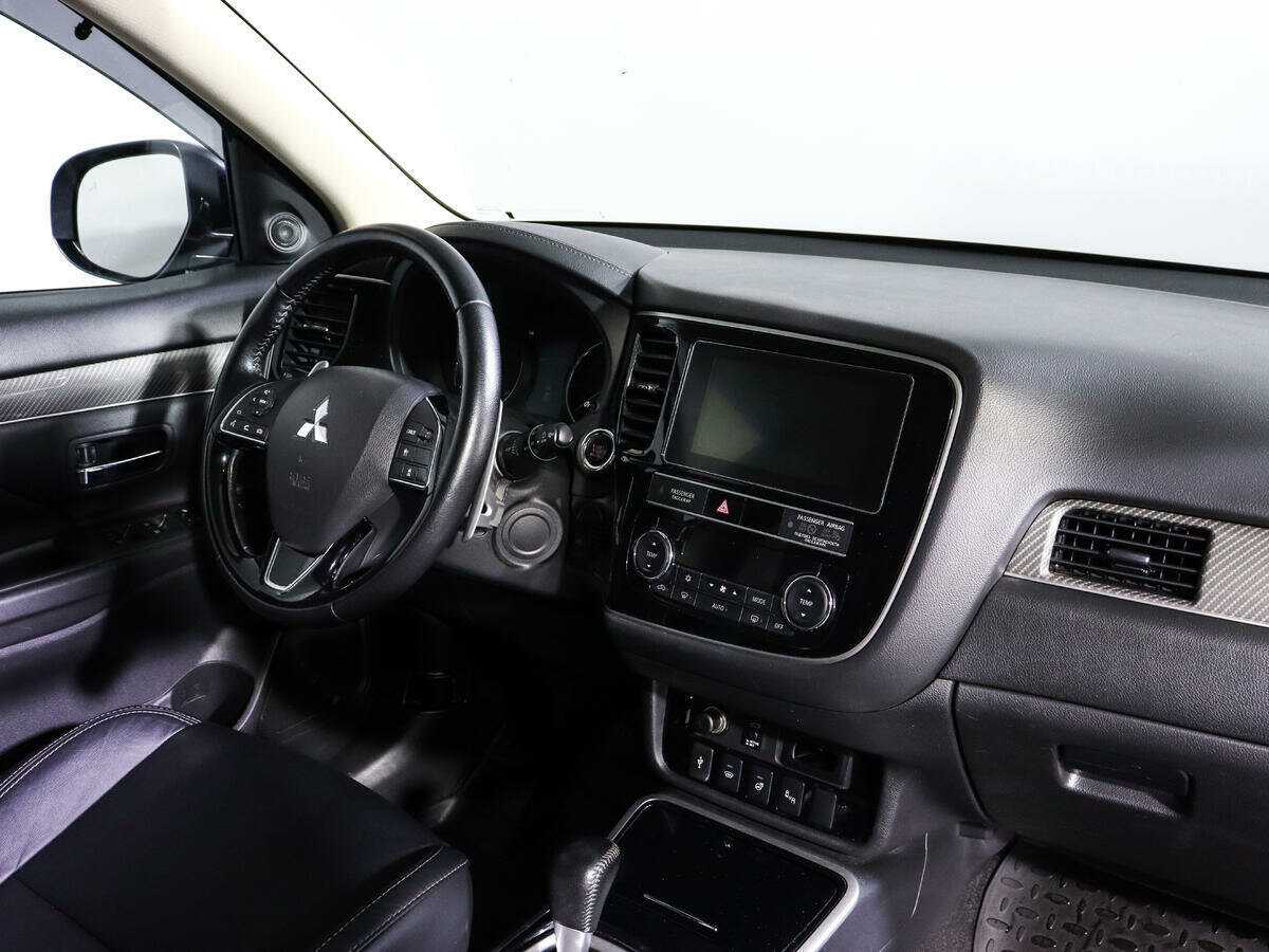 Mitsubishi Outlander, 2020 Фото №9