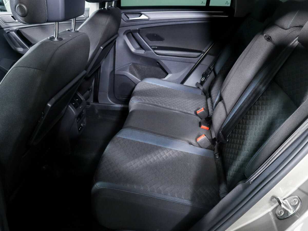 Volkswagen Tiguan, 2020 Фото №7