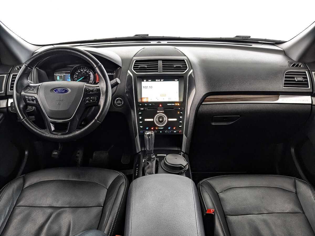 Ford Explorer, 2017 Фото №10