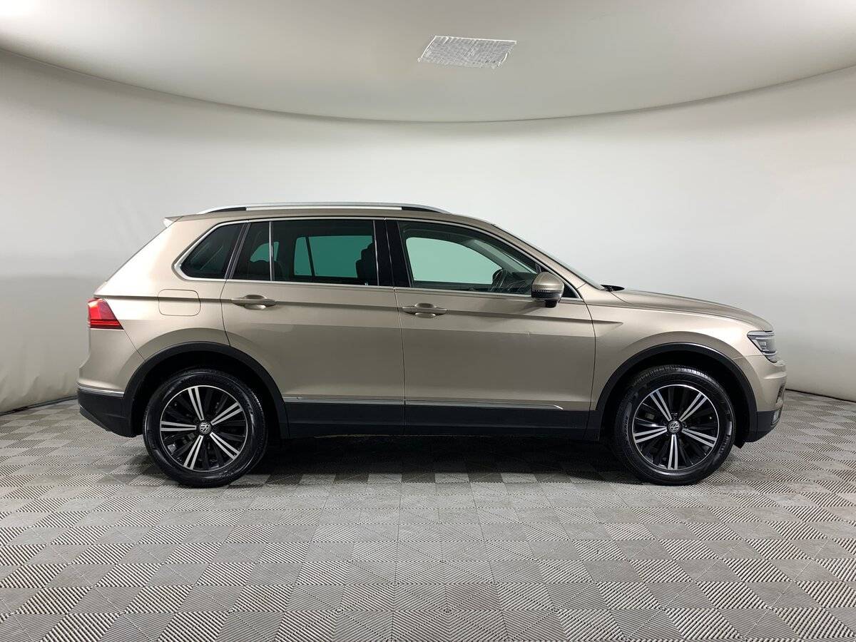 Volkswagen Tiguan, 2018 Фото №4