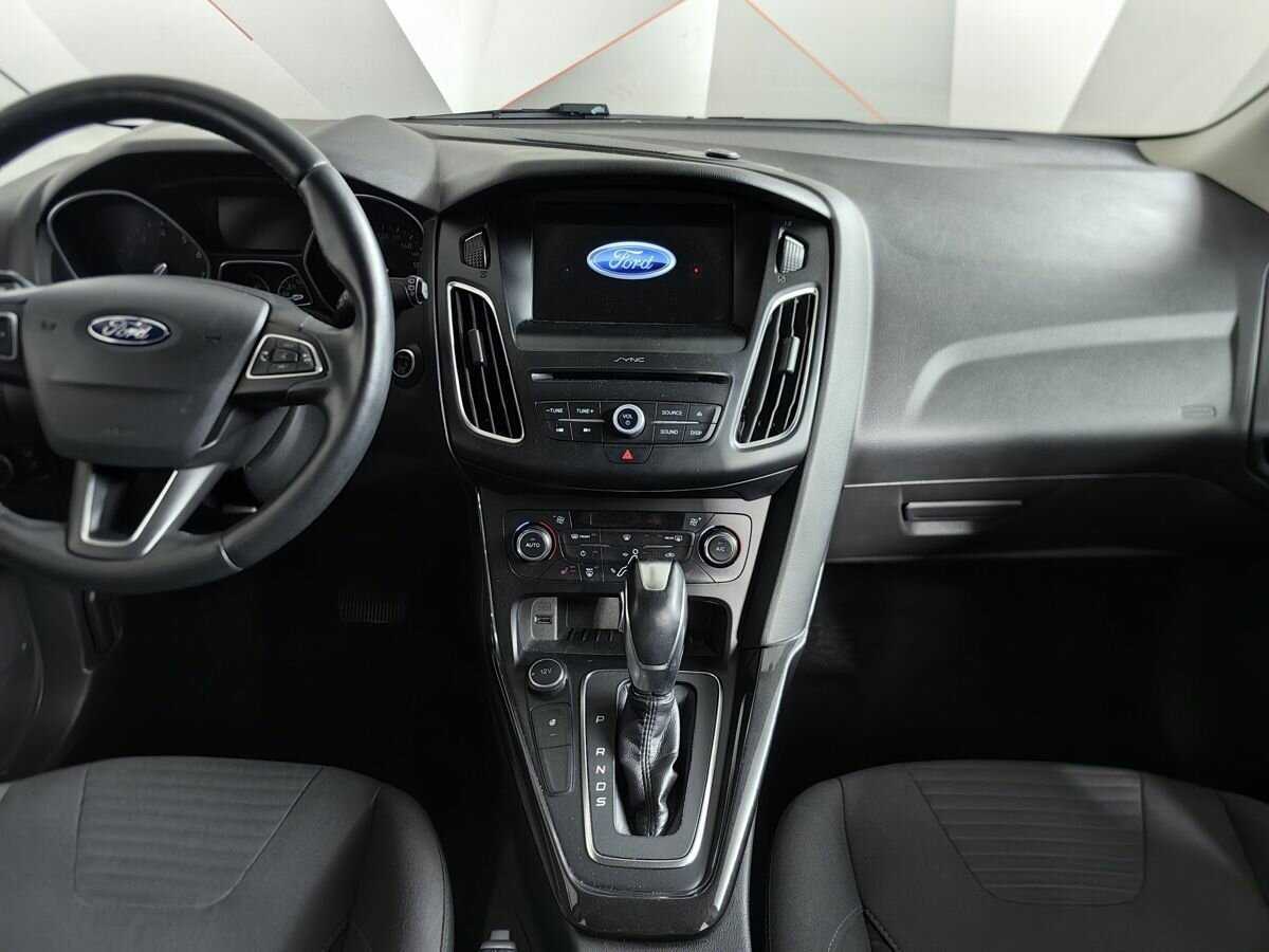 Ford Focus, 2017 Фото №11