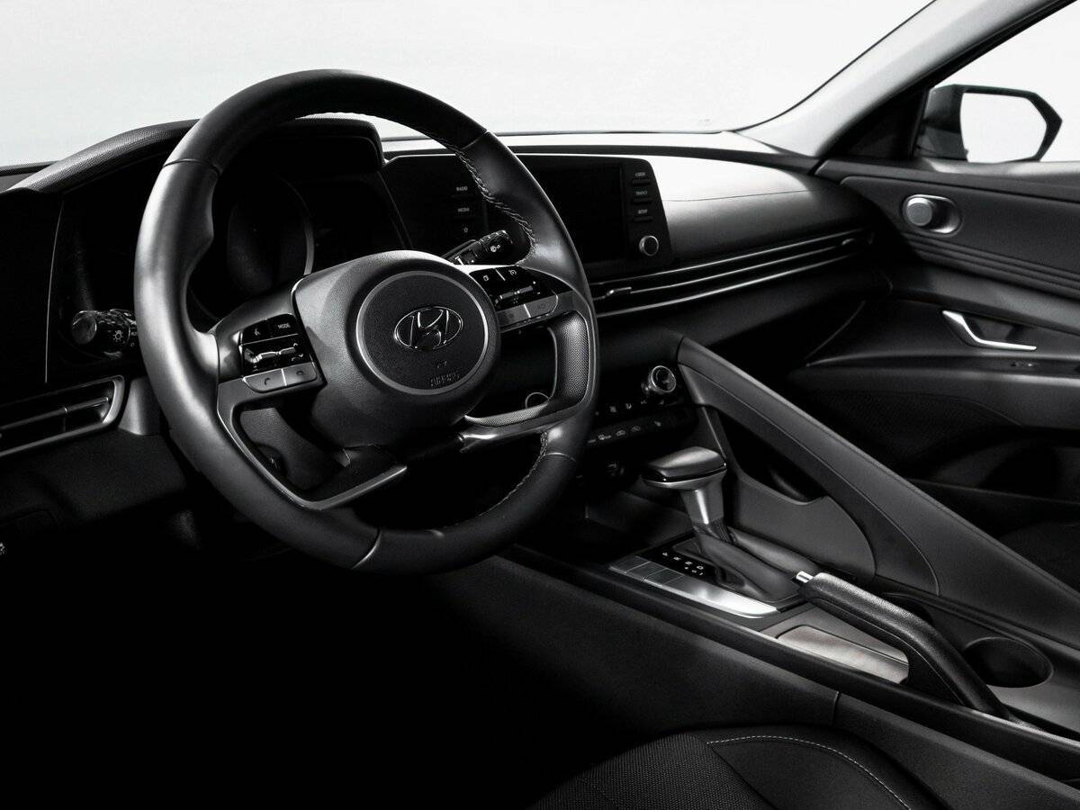 Hyundai Elantra, 2021 Фото №14