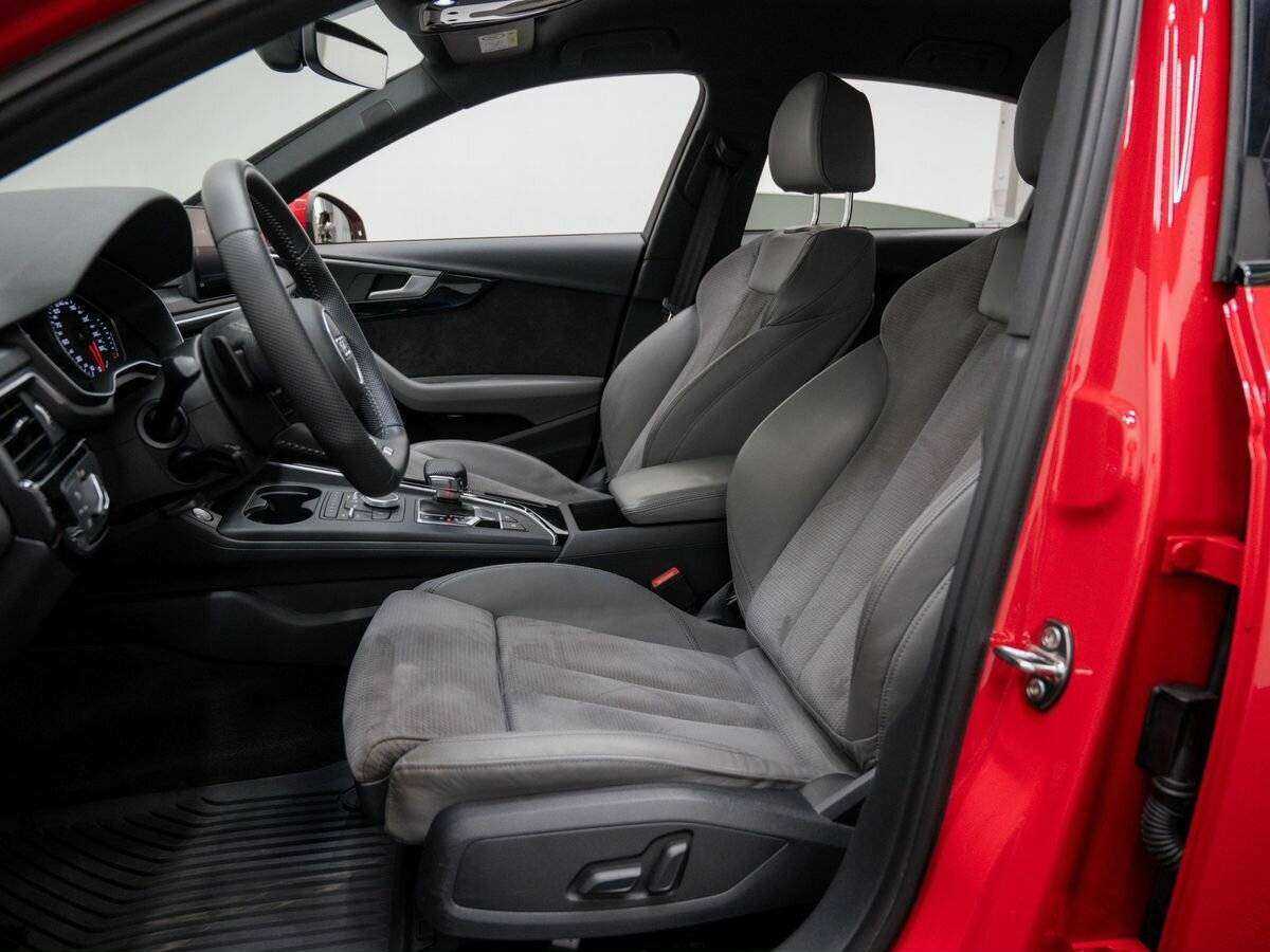 Audi A4, 2019 Фото №16