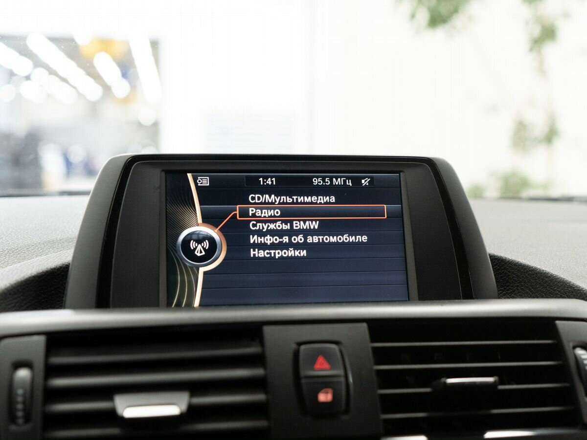 BMW 1 серии 116i, 2012 Фото №12