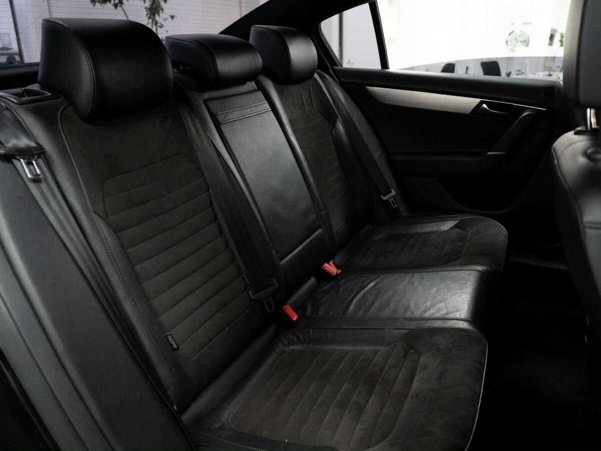 Volkswagen Passat, 2013 Фото №11