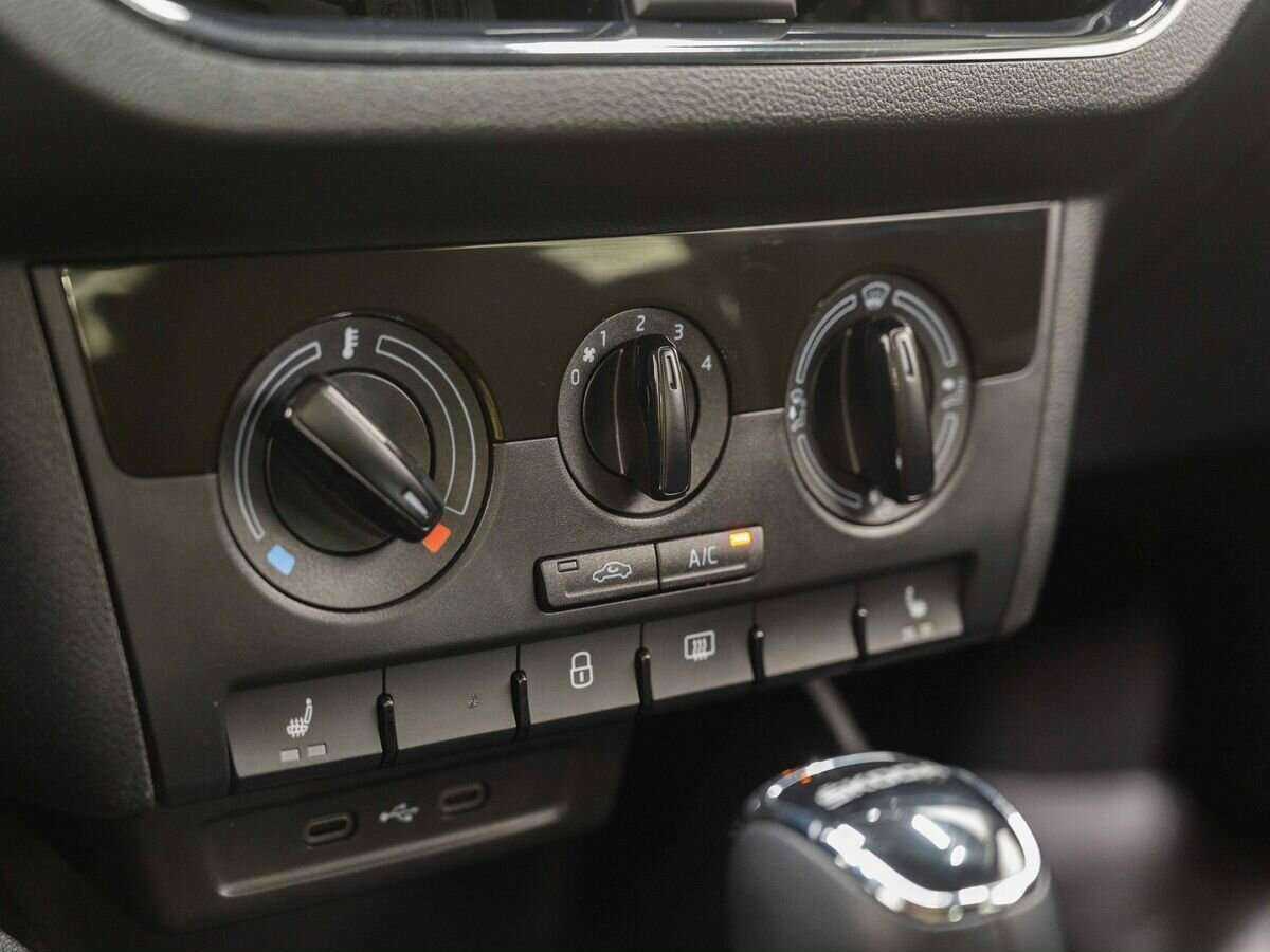 Skoda Rapid, 2022 Фото №25