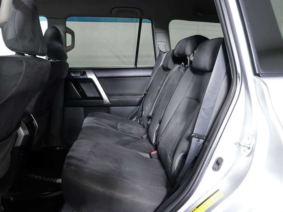 Toyota Land Cruiser Prado, 2012 Фото №10