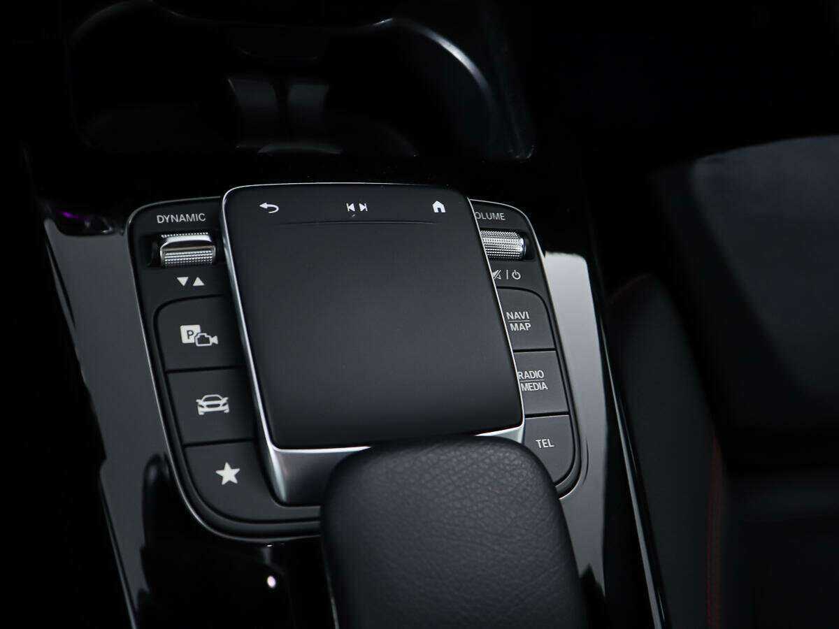 Mercedes-Benz CLA 200, 2020 Фото №19