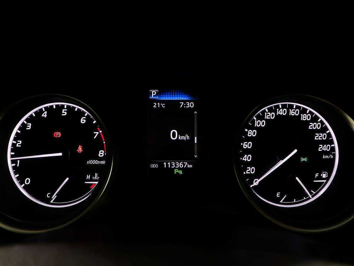 Toyota Camry, 2020 Фото №14