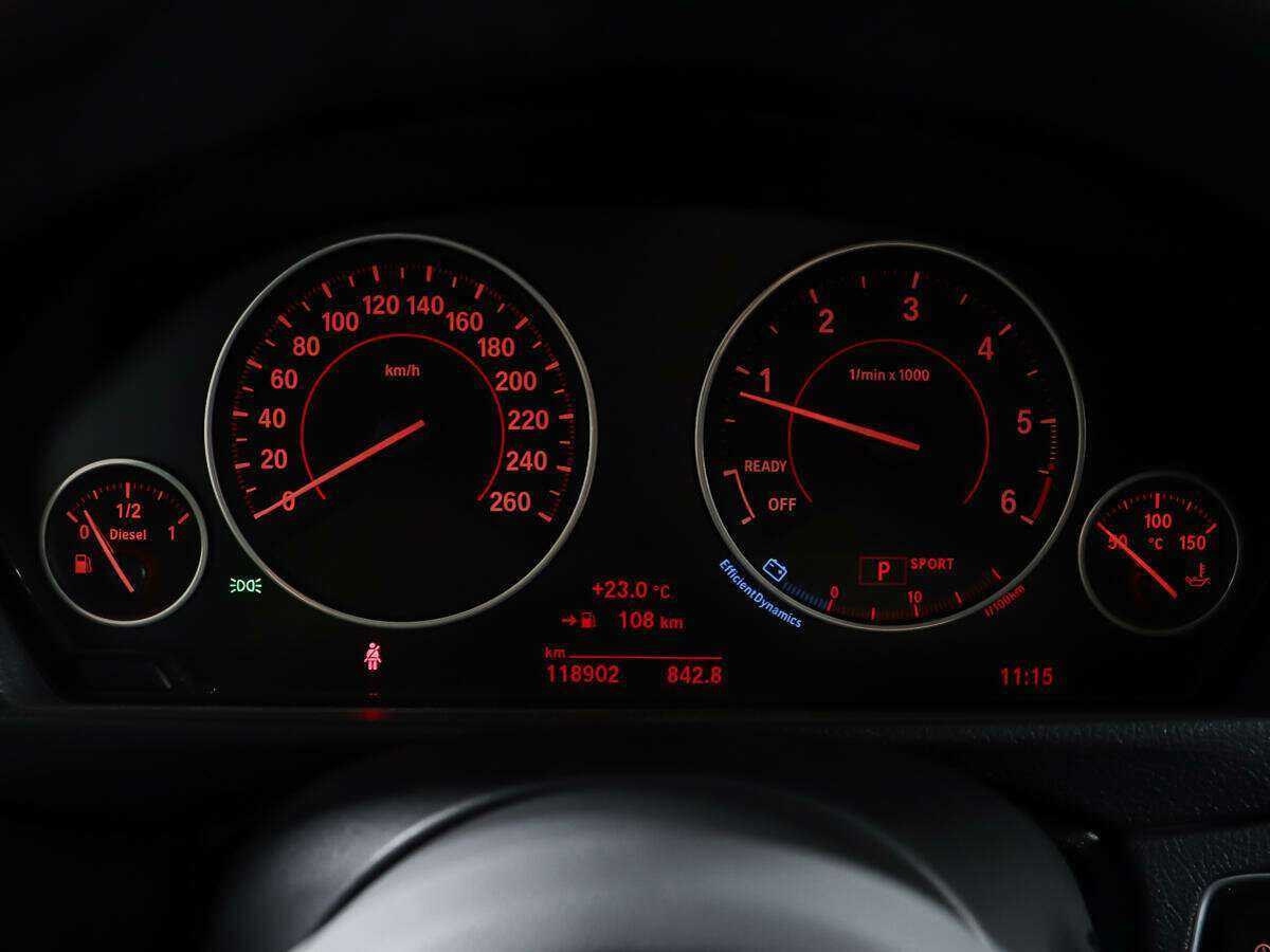 BMW 3 серии 320d xDrive, 2016 Фото №14