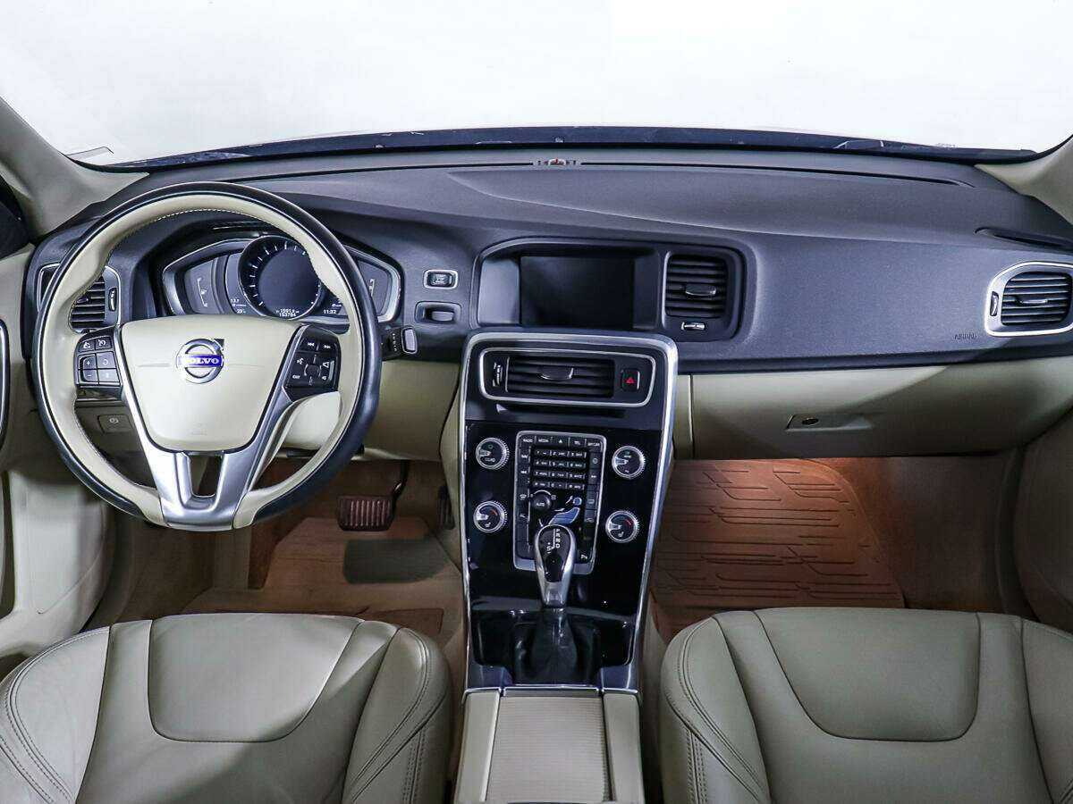 Volvo S60, 2014 Фото №11