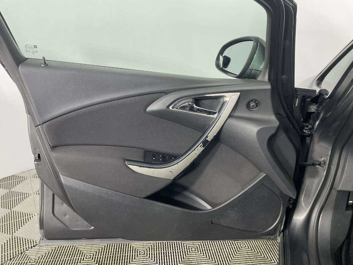 Opel Astra, 2012 - 173 688 км. | Фото №8