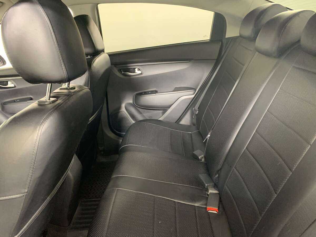 Kia Rio, 2018 Фото №16