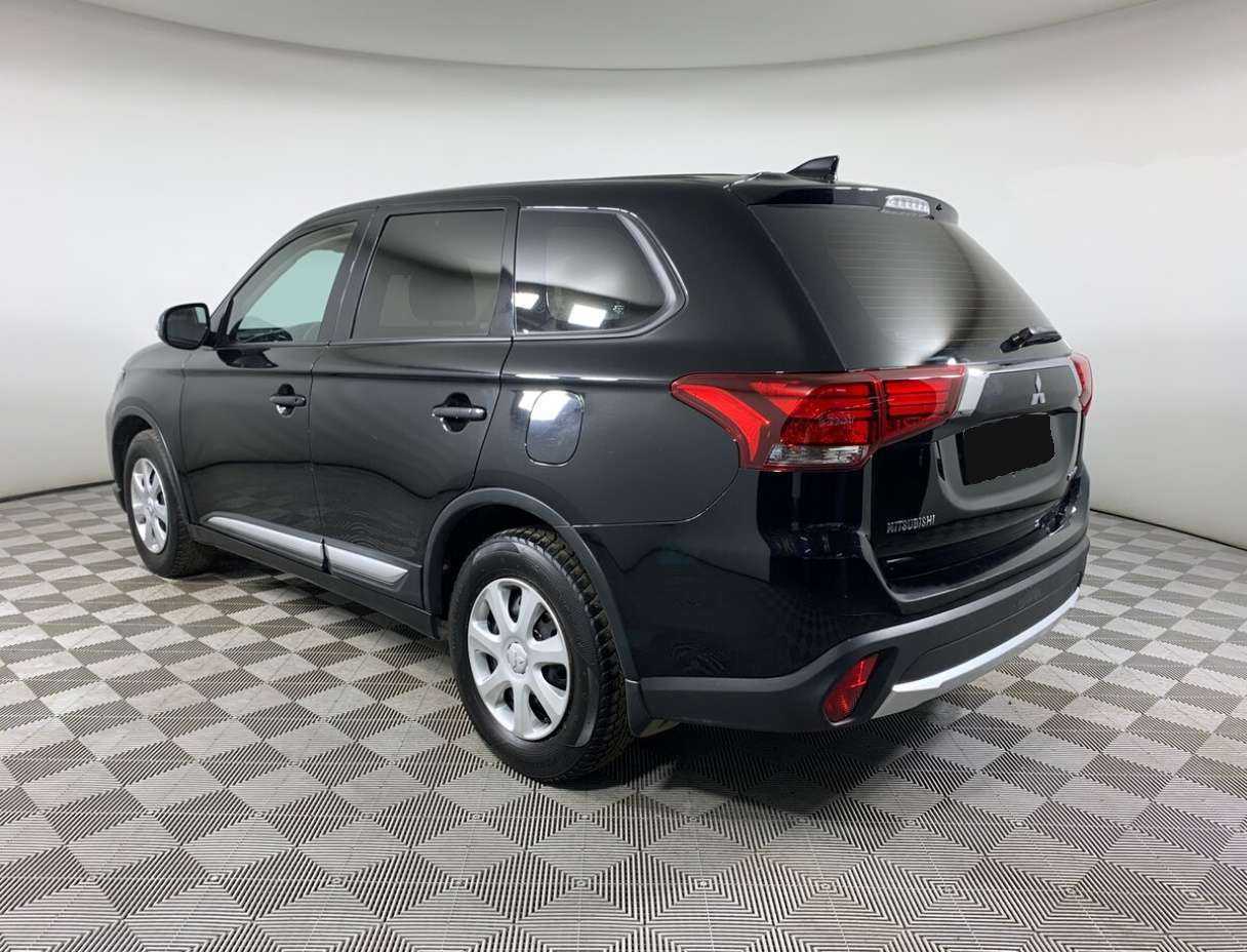 Mitsubishi Outlander, 2018 - 167 372 км. | Фото №7