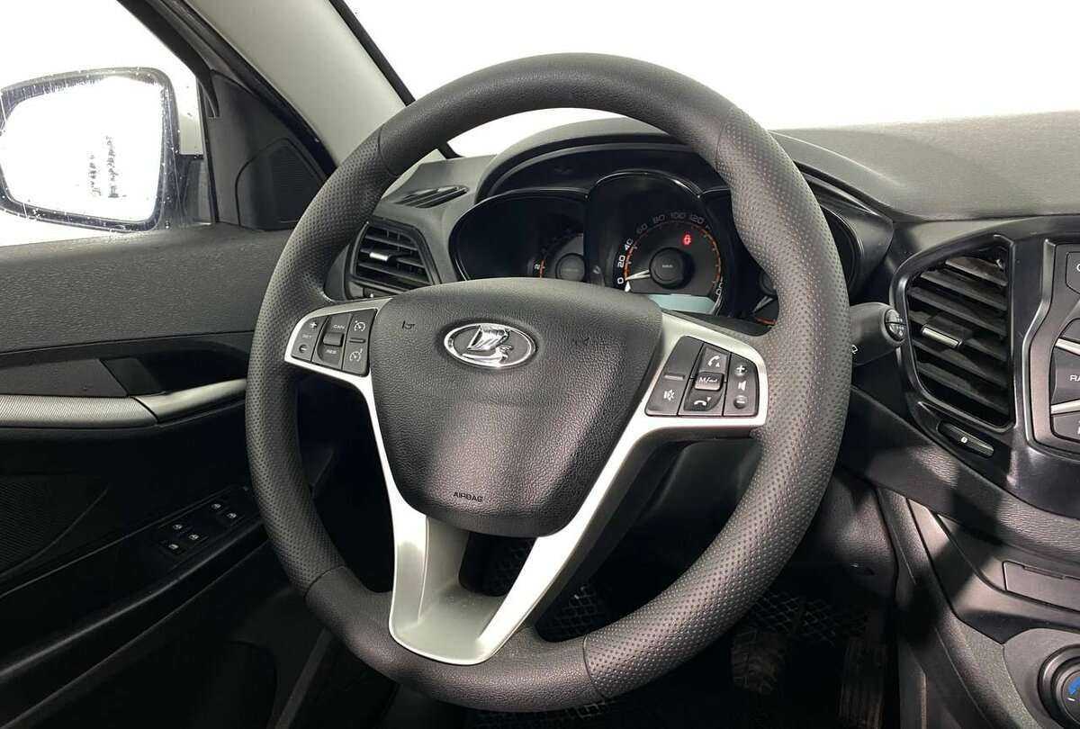 Lada (ВАЗ) Vesta SW, 2019 Фото №9