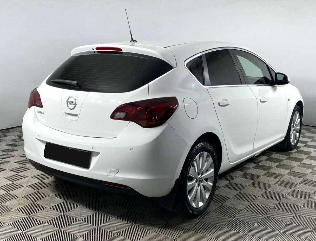 Opel Astra, 2012 - 188 000 км. | Фото №5