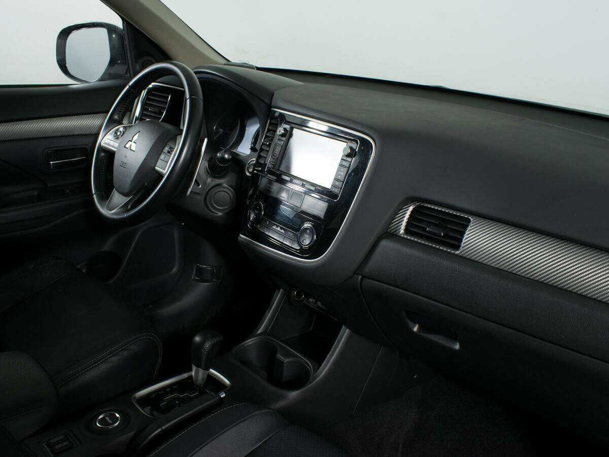 Mitsubishi Outlander, 2013 - 151 111 км. | Фото №6