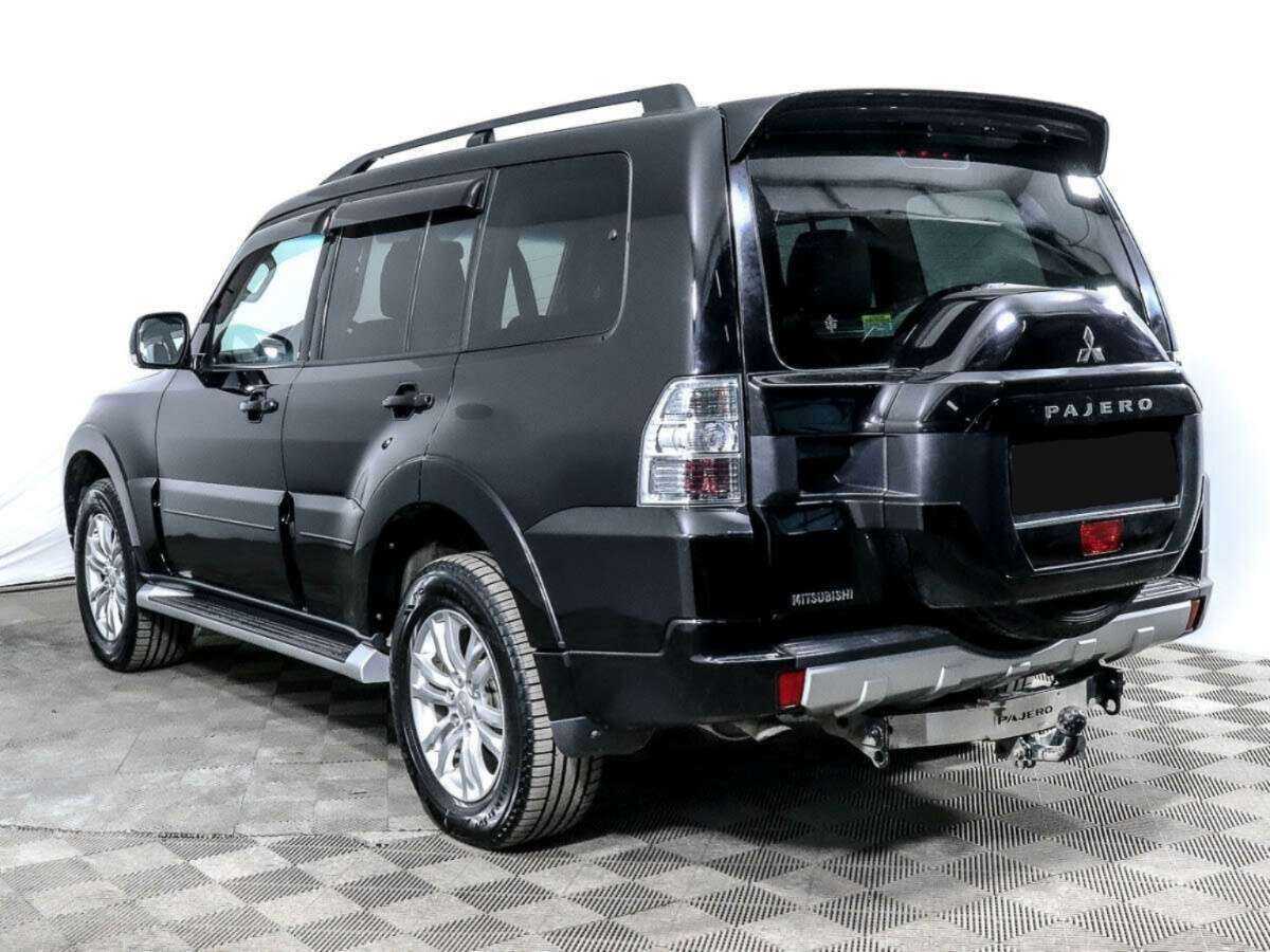 Mitsubishi Pajero, 2018 - 150 231 км. | Фото №3