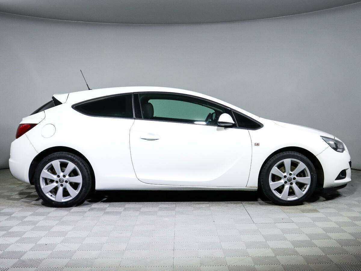 Opel Astra GTC, 2013 - 122 411 км. | Фото №4