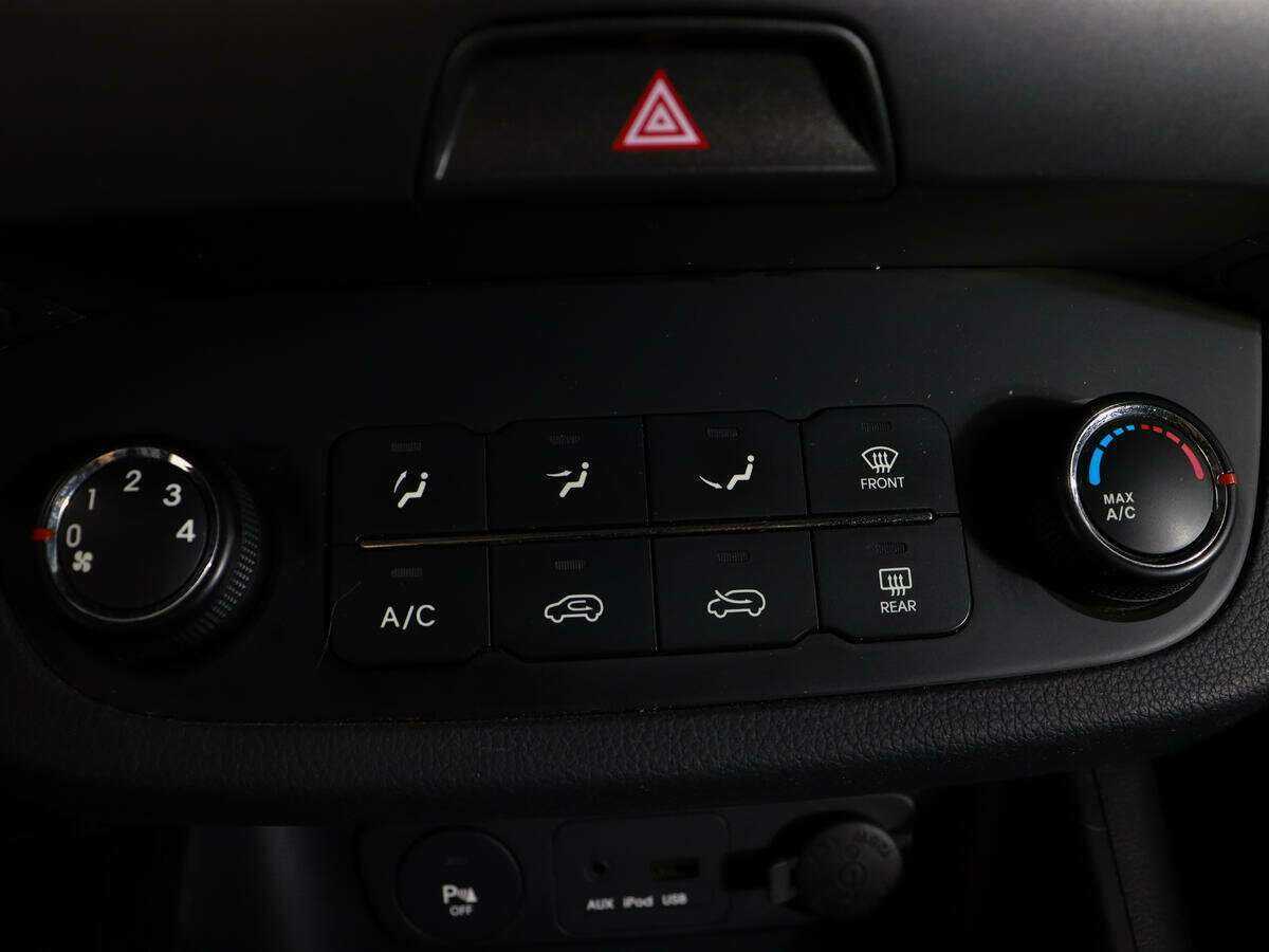 Kia Sportage, 2013 Фото №17