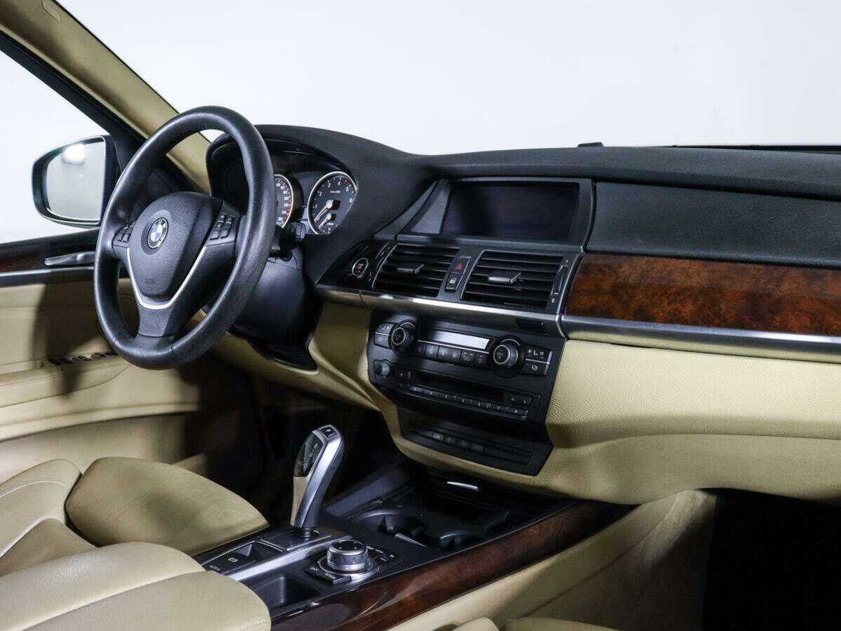 BMW X5 35i, 2013 Фото №9