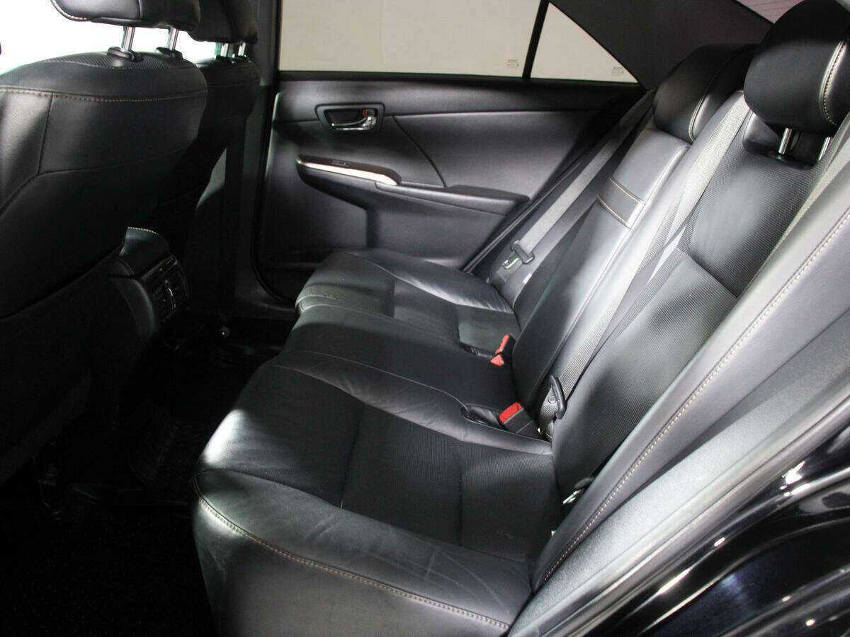 Toyota Camry, 2018 Фото №10