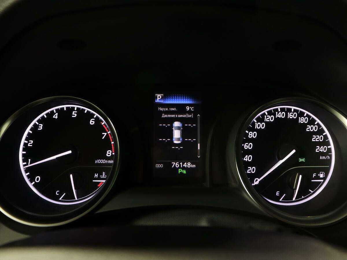 Toyota Camry, 2018 Фото №11