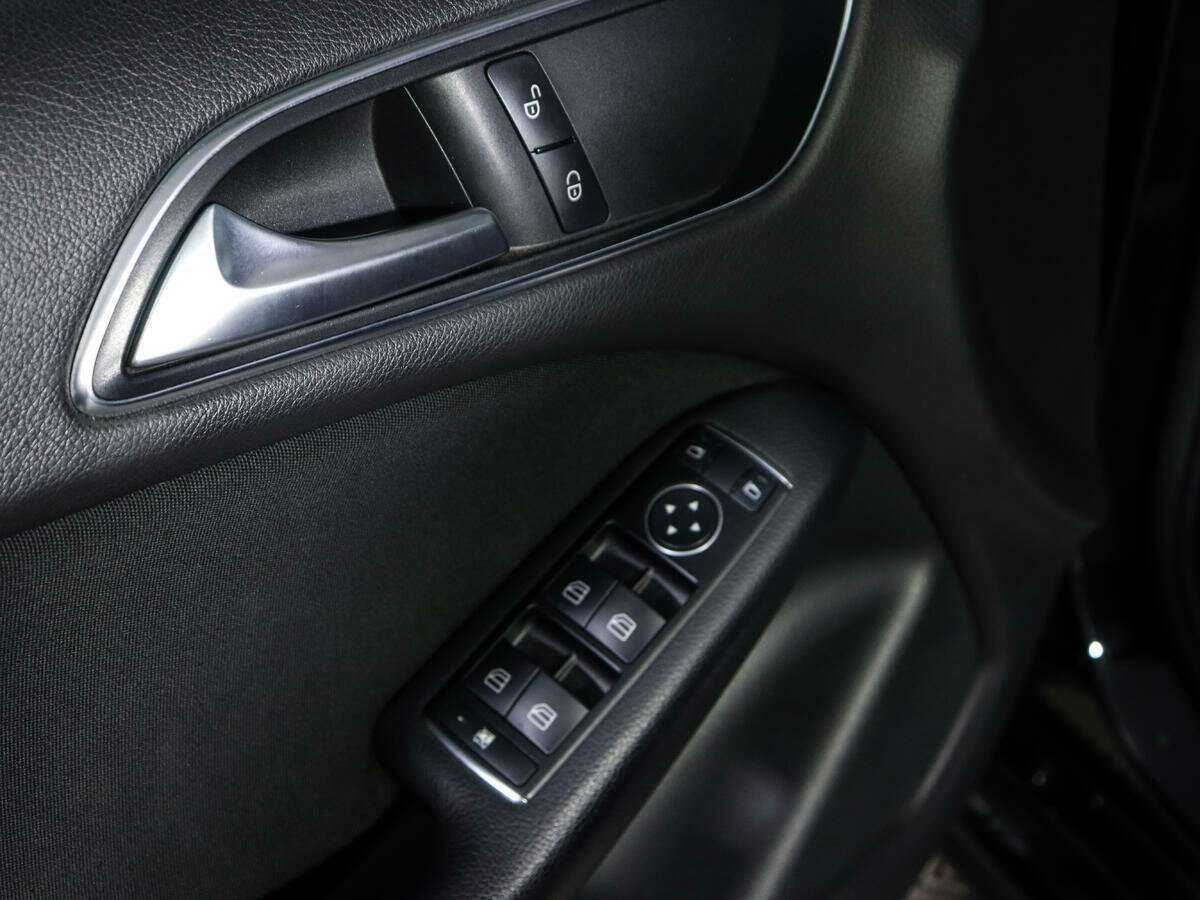 Mercedes-Benz B-Класс 180, 2013 Фото №13