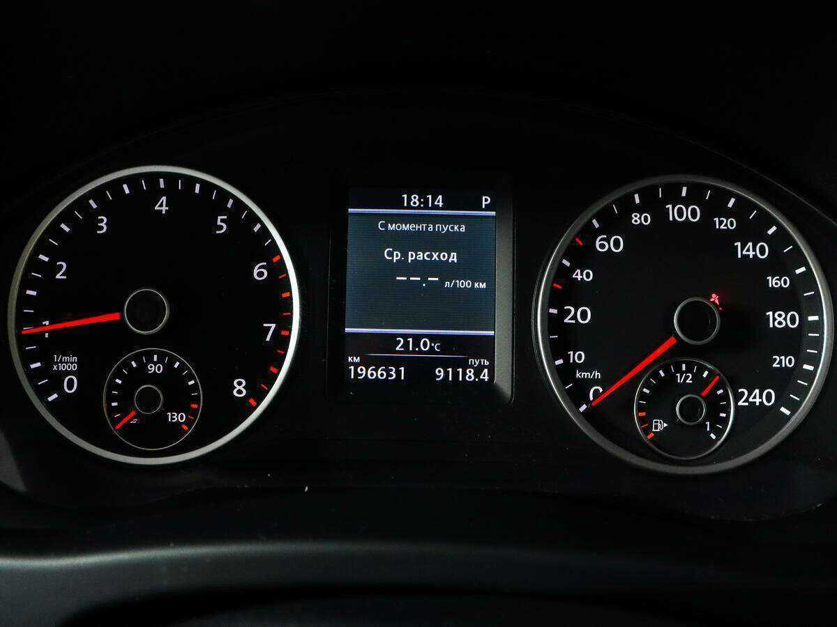 Volkswagen Tiguan, 2012 - 196 630 км. | Фото №8