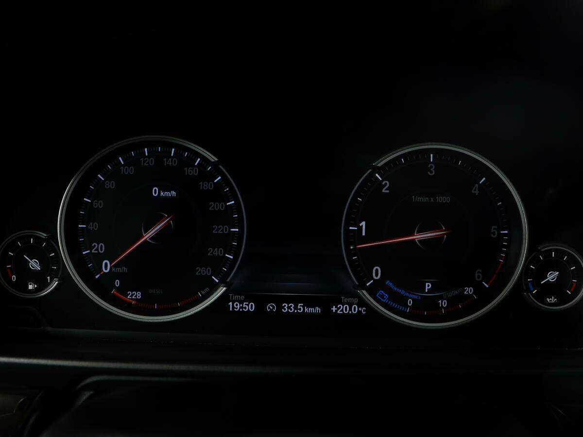 BMW 5 серии 530d xDrive, 2015 - 159 870 км. | Фото №8