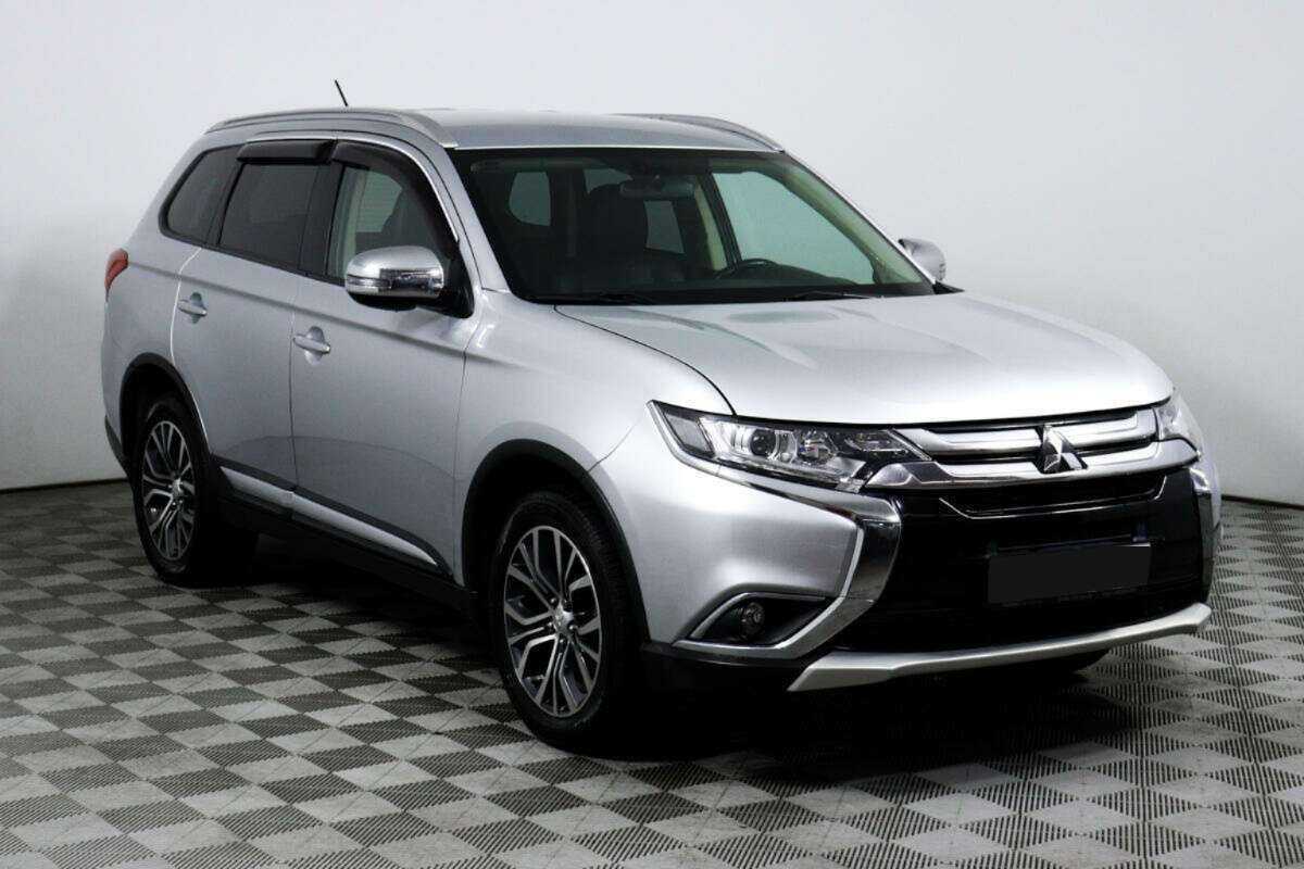 Mitsubishi Outlander, 2015 - 72 276 км. | Фото №3