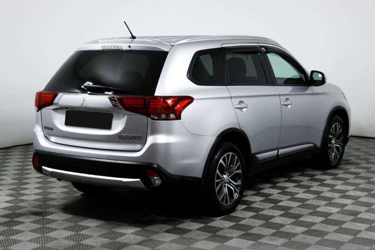 Mitsubishi Outlander, 2015 - 72 276 км. | Фото №5