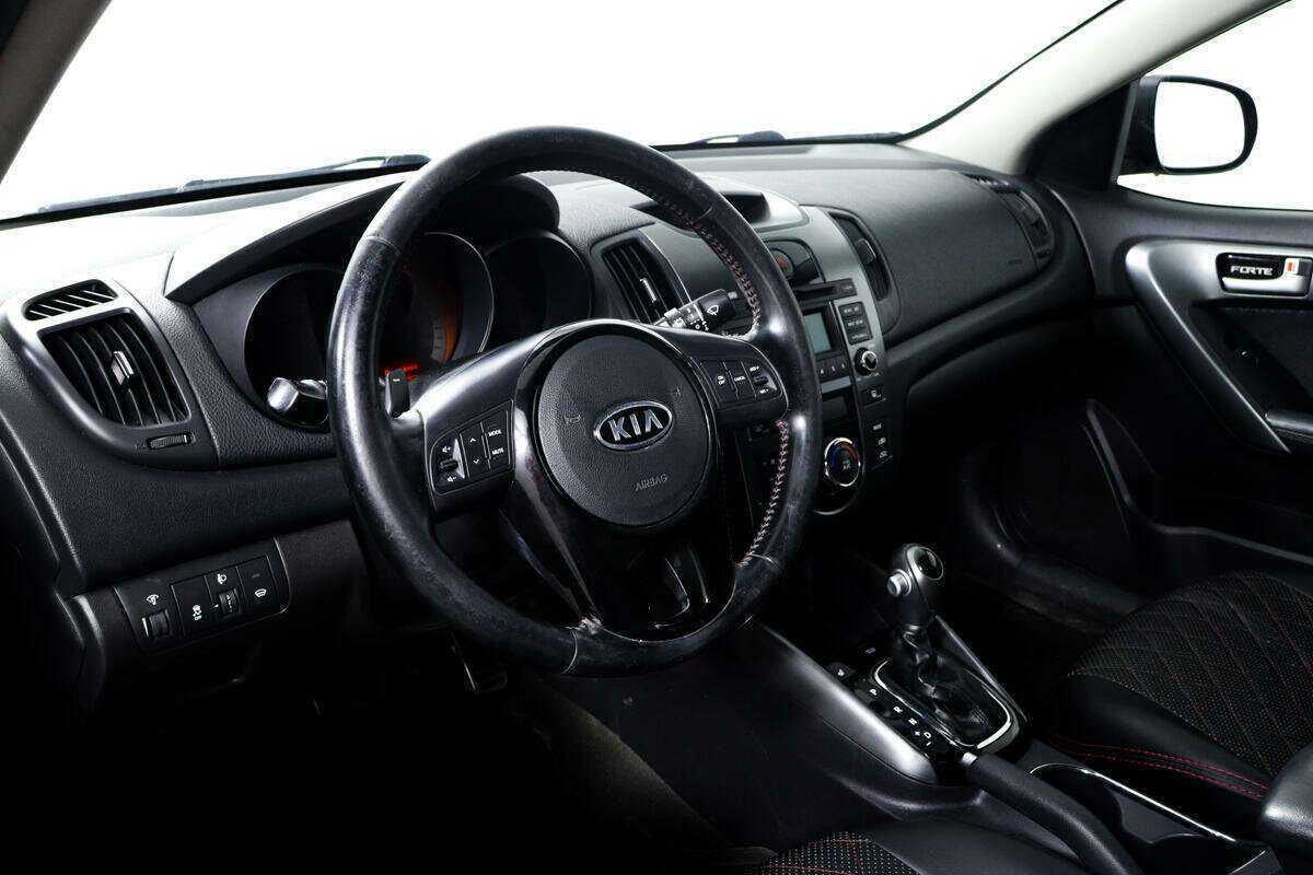 Kia Cerato, 2012 Фото №13