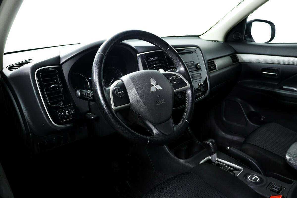 Mitsubishi Outlander, 2013 Фото №13