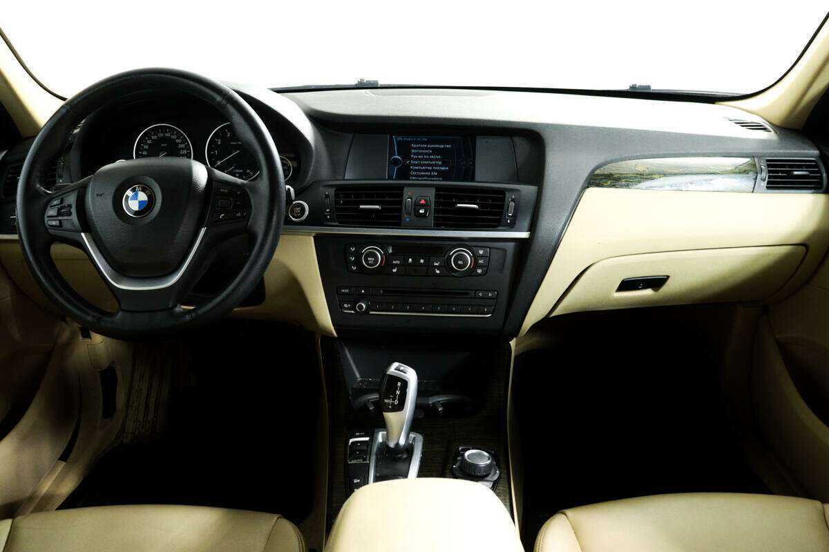 BMW X3 28i xDrive, 2014 Фото №11